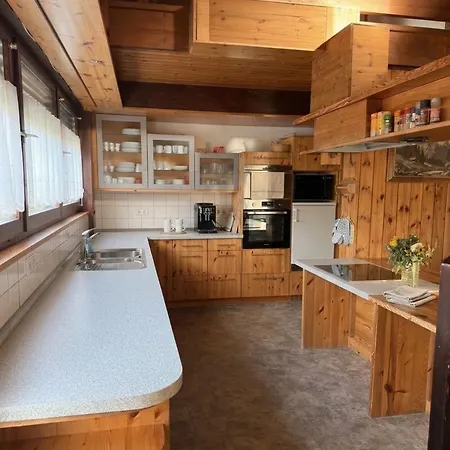 Ferienhaus & Gaestezimmer Waldblick *