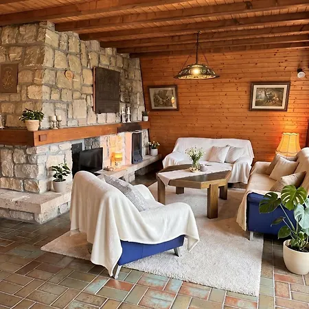 Ferienhaus & Gaestezimmer Waldblick Ostello *